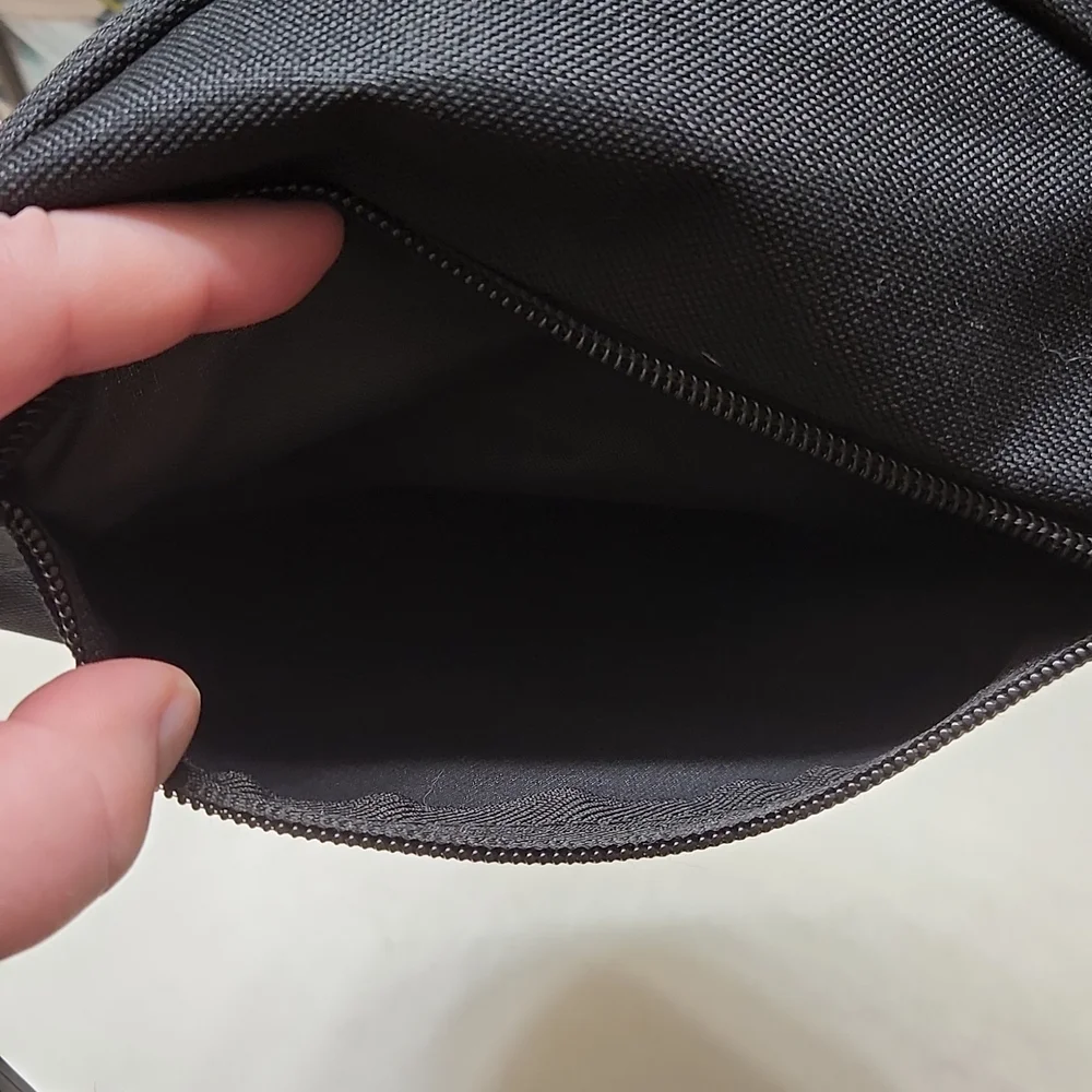 NWOT New Kids on the Block fanny pack - Picture 5 of 6